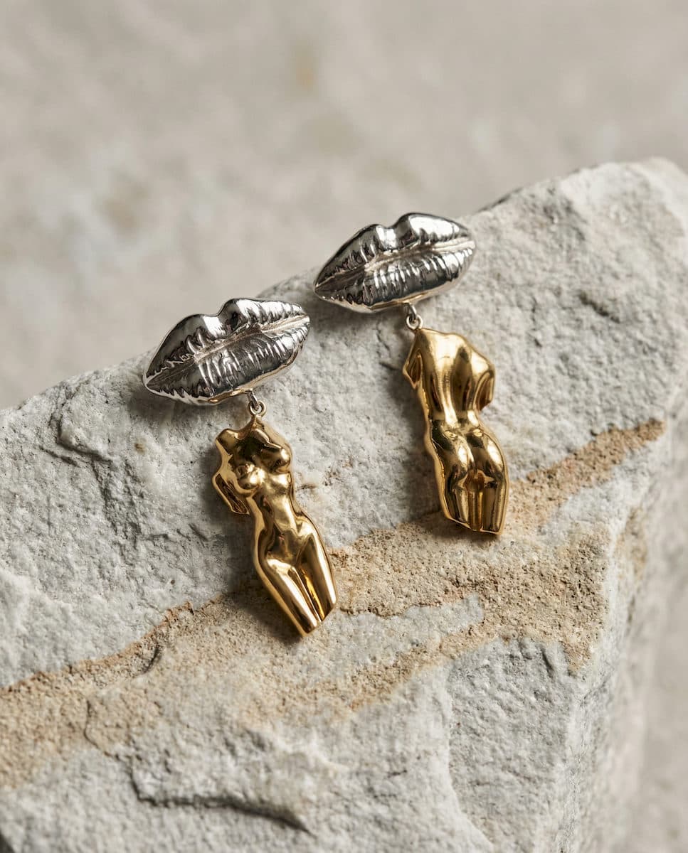 Jewellery — JE106